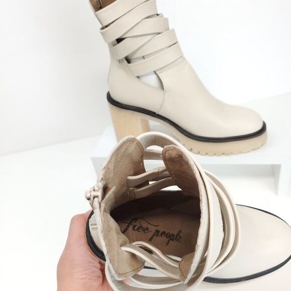 Free People Jesse Cutout Heeled Boots Leather Lugged Sole Ankle Boots Size 39 - Picture 12 of 13